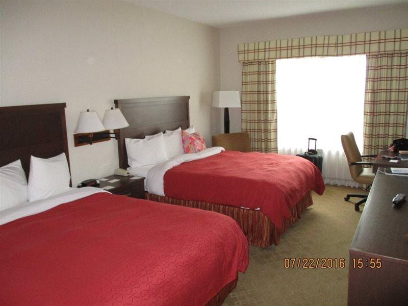 Country Inn & Suites By Radisson, Calgary-Northeast Экстерьер фото