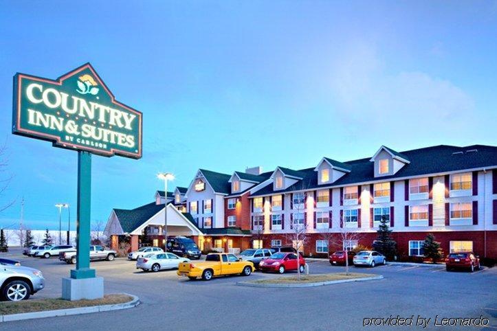 Country Inn & Suites By Radisson, Calgary-Northeast Экстерьер фото